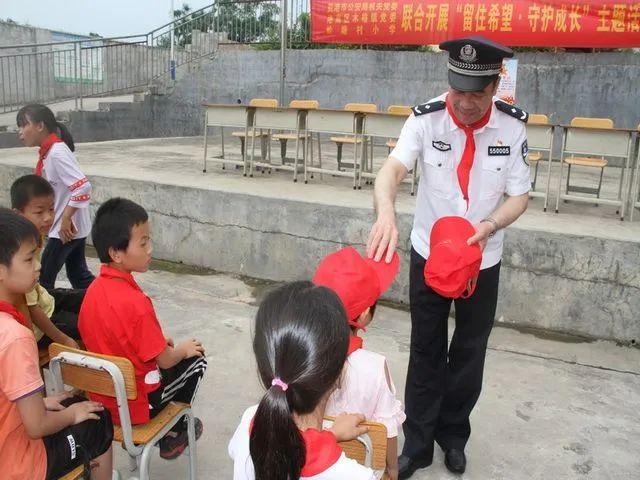 港南区小学创新项目，引领教育未来，塑造明日之光之星苗培育计划
